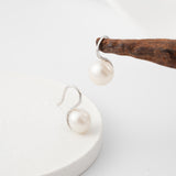 Load image into Gallery viewer, OAHLAN Fine Jewelry Women&#39;s Simple Design S925 Sterling Silver Freshwater Pearl Stud Earrings for Wedding Anniversary Gifts
