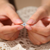 Load image into Gallery viewer, Real 1ct Round Cut Moissanite S925 Sterling Silver Engagement Rings For Women With Certificate